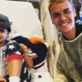 Justin Bieber visita hospital infantil na Califórnia e é elogiado: "linda alma"