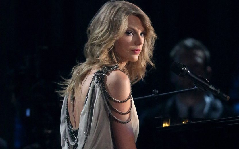 Taylor Swift depõe sobre assédio que sofreu durante Meet & Greet