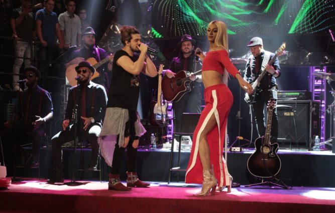 Luan Santana faz dueto com Pabllo Vittar no 'Altas Horas'