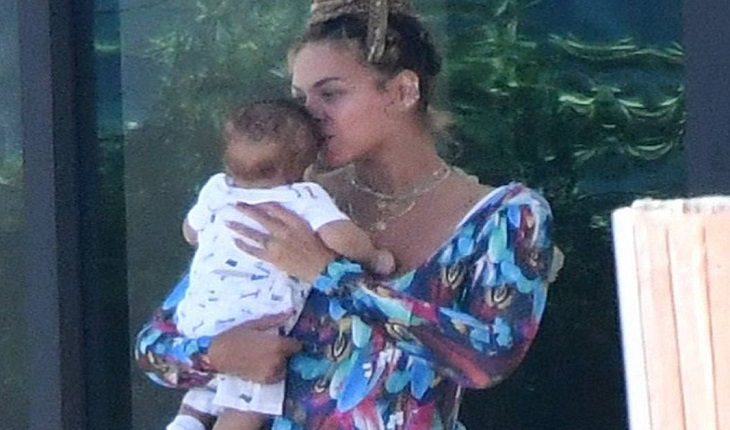 Paparazzi consegue tirar a primeira foto dos g u00eameos de Beyoncé! Todateen Gemeos ~ Paparazzi consegue tirar a primeira foto dos g u00eameos de Beyoncé!