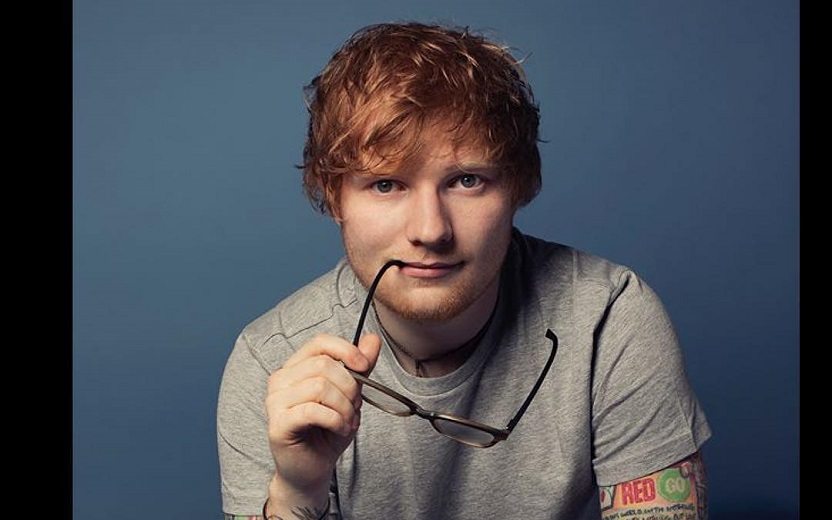 Ed Sheeran está noivo