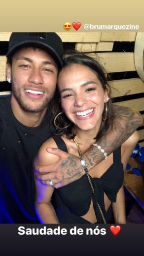 Neymar posta foto com Bruna Marquezine e faz declaração fofa!