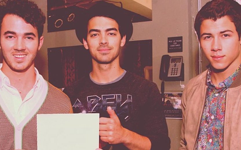 volta do Jonas Brothers