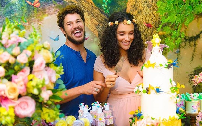 bebê de Débora Nascimento e José Loreto
