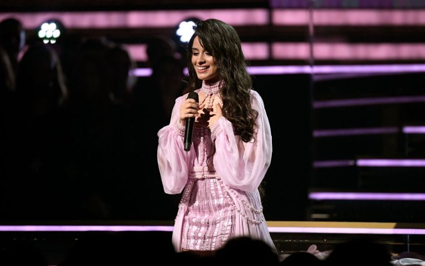Camila Cabello faz o pai chorar no Grammy 2020 - e nós também!