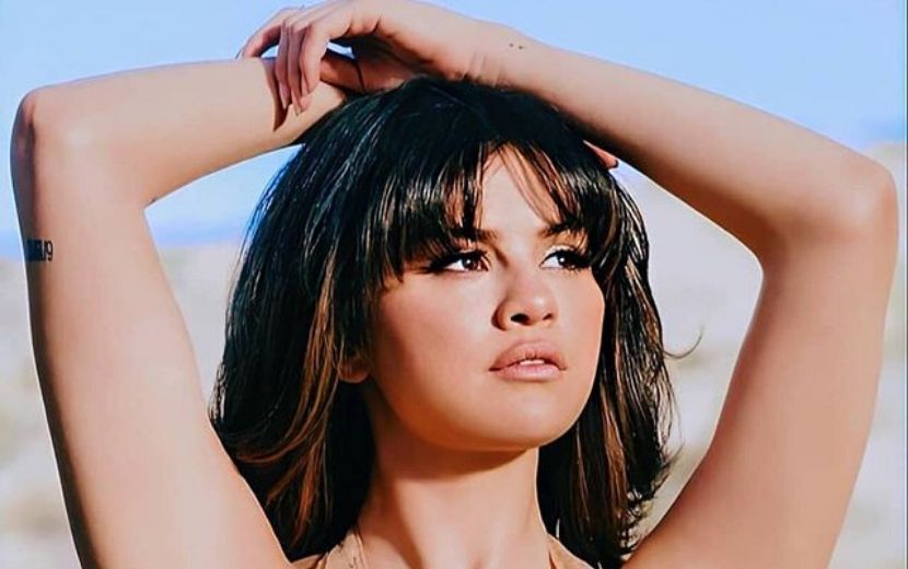 Rainha da superação, Selena Gomez inclui música de The Weeknd na playlist!