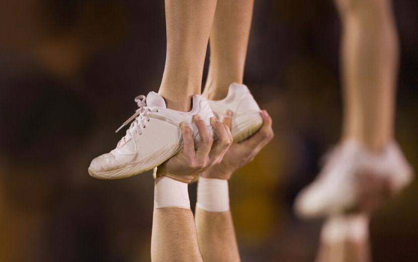 Dá pra ser cheerleader mesmo morando no Brasil (e a gente te conta como)