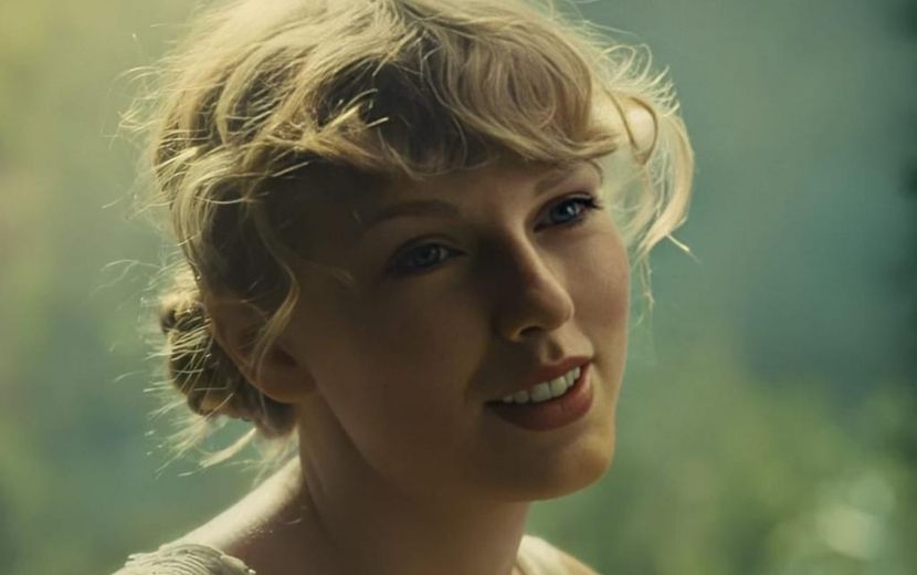 “Folklore”: Taylor Swift é a artista a vender 1 milhão de cópias mais rápido em 2020
