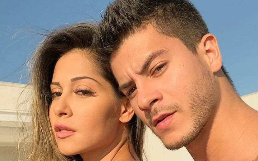 Arthur Aguiar curte momento com a filha Sophia e mão feminina gera especulações na web