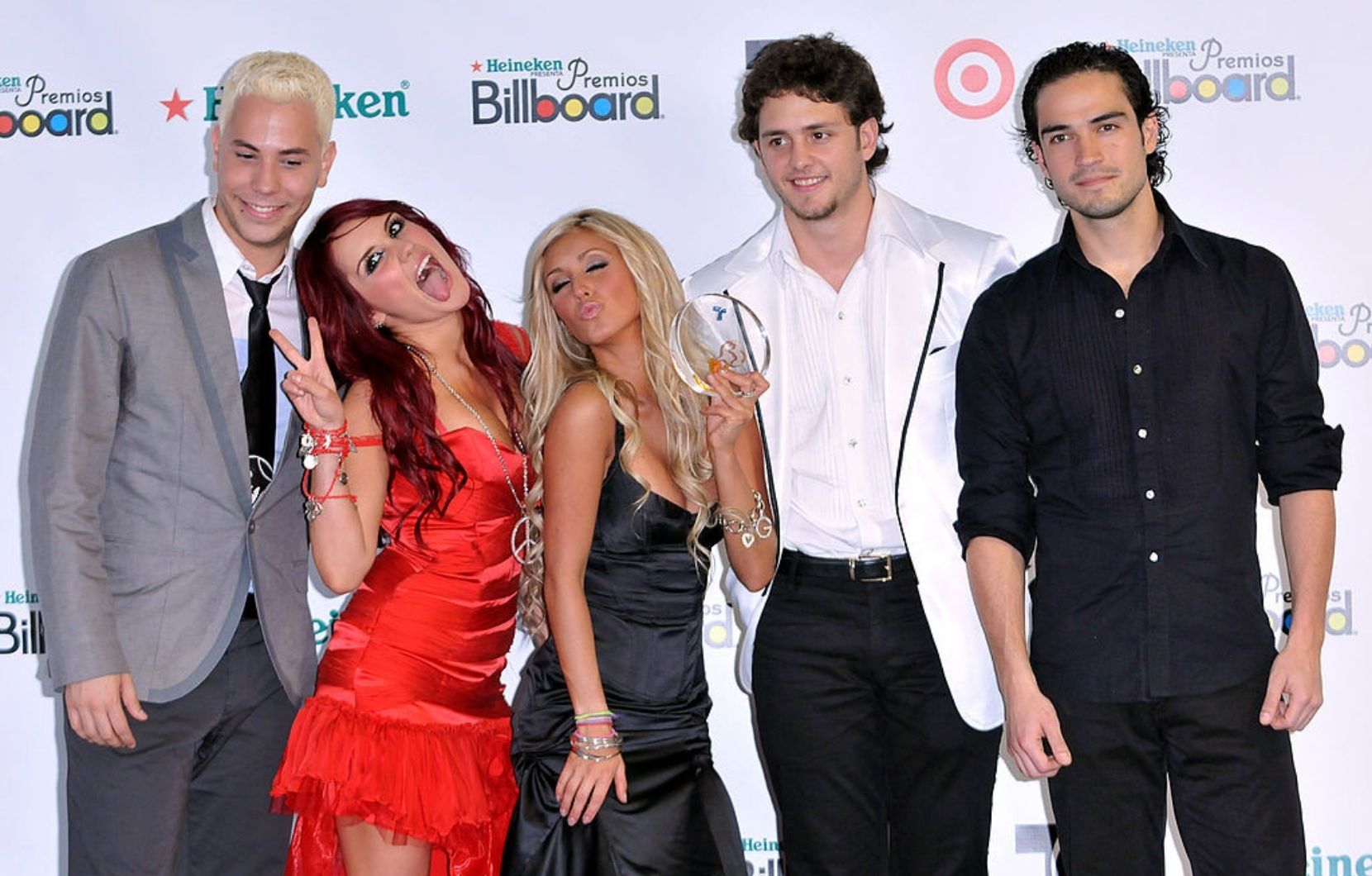 RBD alcança TO10 da Billboard com dois álbuns ao mesmo tempo - descubra quais!