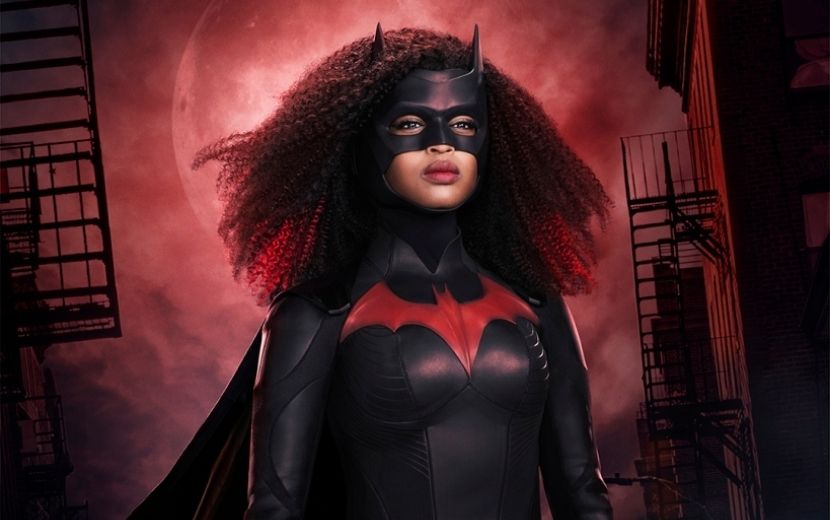 Após saída de Ruby Rose, "Batwoman" ganha primeiras imagens com nova atriz