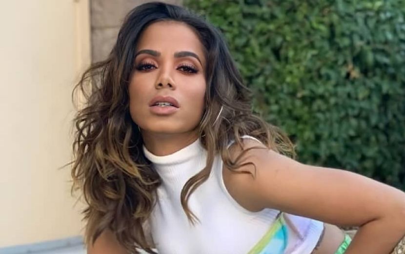 Anitta grava clipe no Piscinão de Ramos e web pira com filmagens!