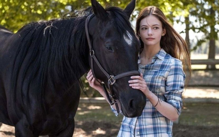 "Black Beauty": Mackenzie Foy, de "Crespúsculo", estrela filme com cavalos para o Disney+