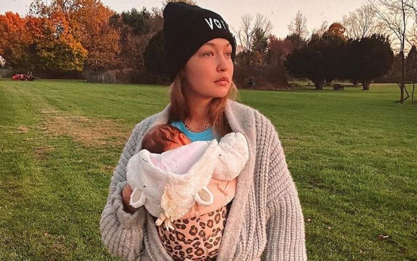 Dois meses após nascimento da filha, Gigi Hadid mostra primeira foto grávida com Zayn