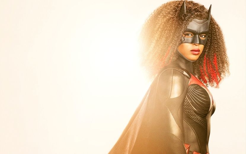 "Batwoman": imagens inéditas e bem misteriosas da segunda temporada são divulgadas