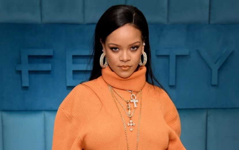 "Savage X Fenty": você não vai acreditar em quanto Rihanna fatura com grife de lingeries
