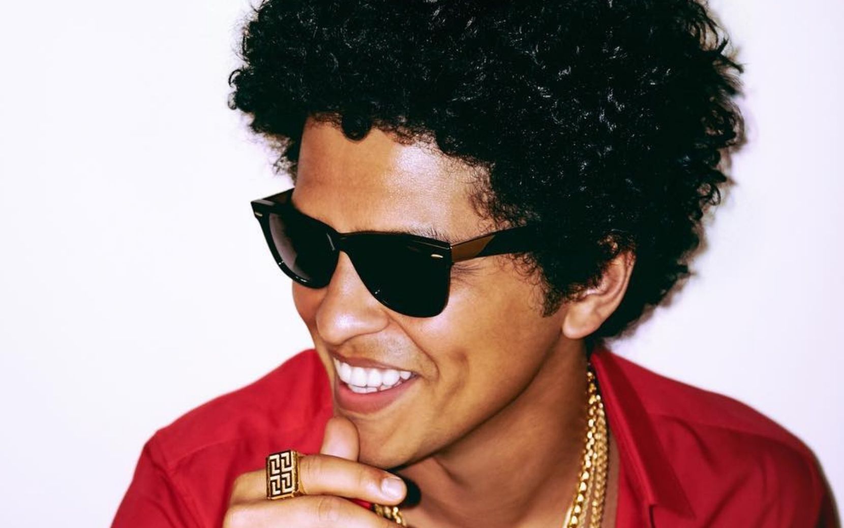 Bruno Mars retorna em grande estilo com nova banda Silk Sonic - Lab Dicas  Jornalismo