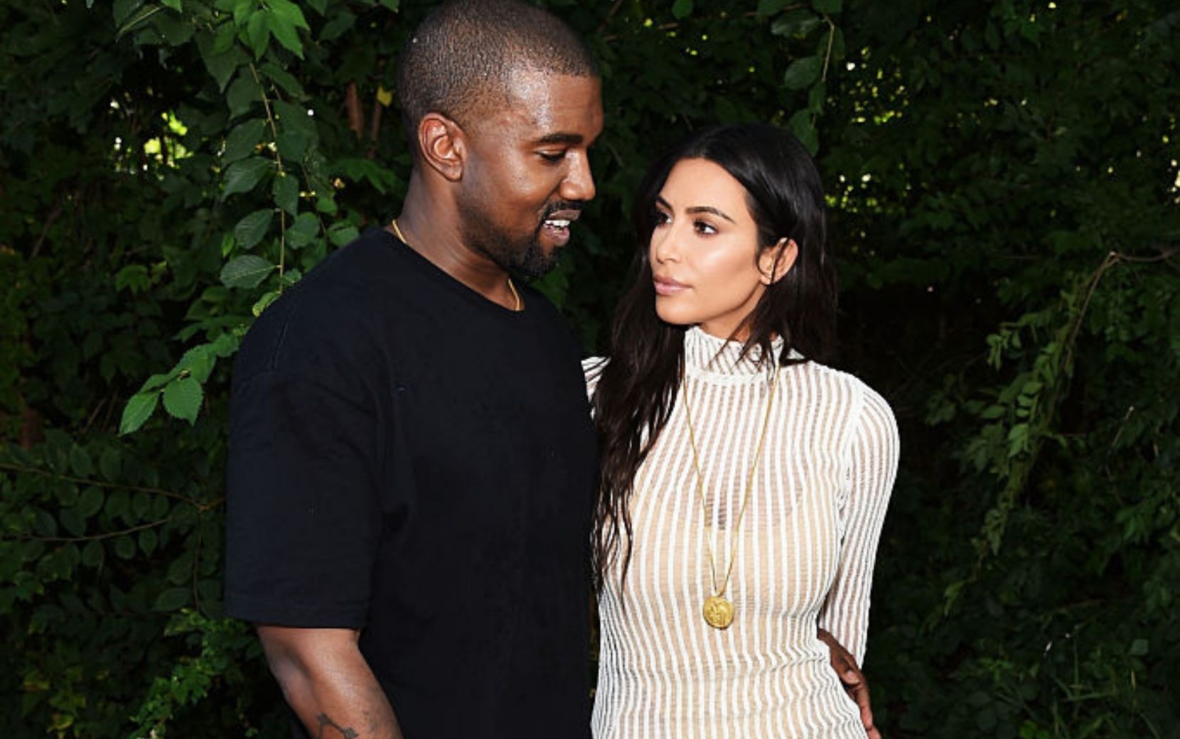 Kim Kardashian pede divórcio de Kanye West, diz revista