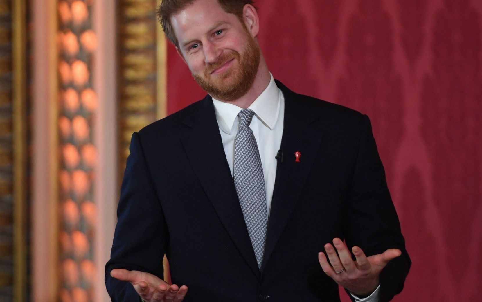 Princípe Harry revela motivo de ter deixado a família real