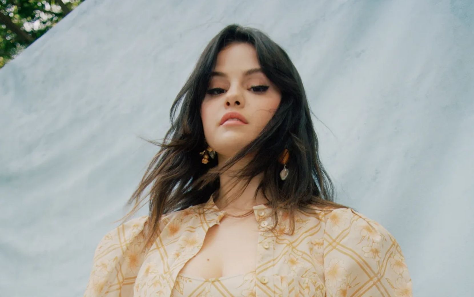 Selena Gomez diz que considera "se aposentar" como cantora: "Quero tentar uma última vez"