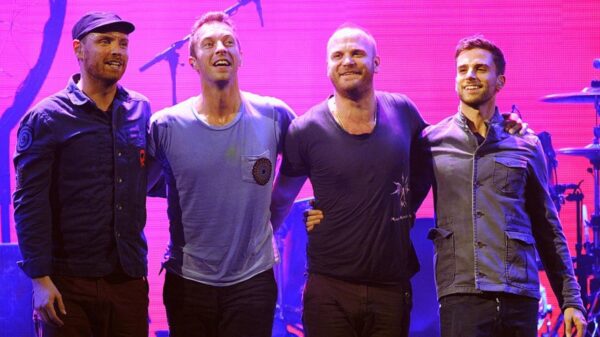 Coldplay anuncia single "Higher Power" para próxima semana