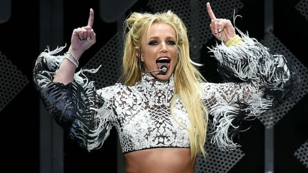 Em novo vídeo, Britney Spears revela que não sabe se voltará aos palcos novamente