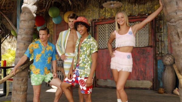 Jordan Fisher mostra bastidores de Teen Beach Movie