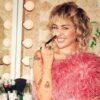 Miley Cyrus pede ajuda de fãs para escolher músicas de setlist
