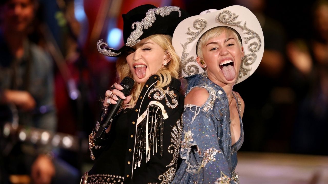 Miley Cyrus cantará hits de Madonna em especial para mês do orgulho LGBTQIA+