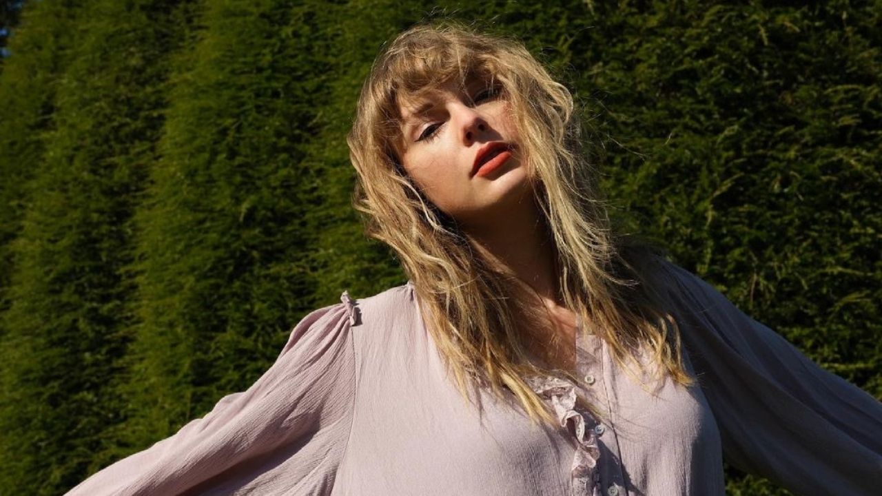 Taylor Swift divulgará novidade em programa americano nesta sexta-feira (18)