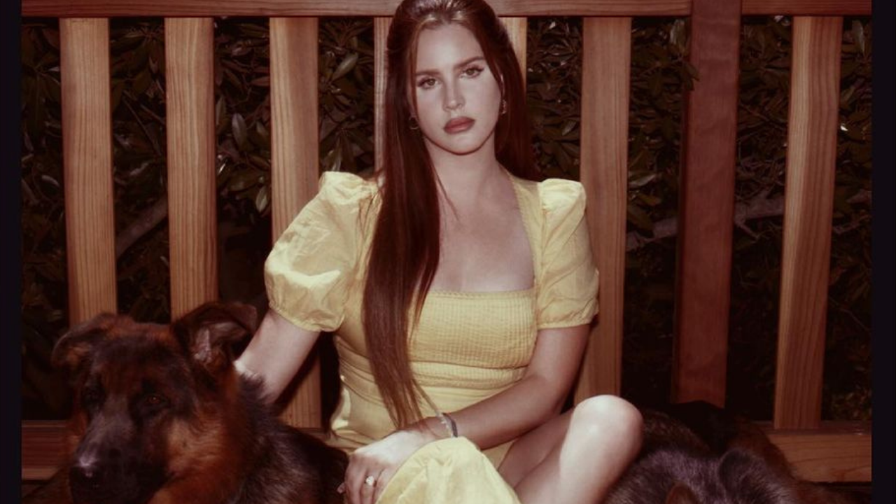Lana Del Rey lança "Blue Banisters", música que fará parte de novo álbum