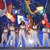Música do Now United toca durante as Olimpíadas e integrantes celebram