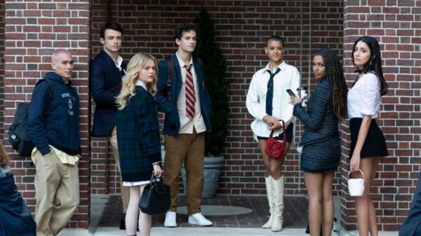 "Gossip Girl": 1ª temporada do reboot não contará com grandes participações do elenco original, diz showrunner