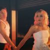 Além de Barry Keoghan e Sabrina Carpenter: 5 casais do pop que contracenaram em clipes musicais