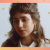 Clairo: conheça cantora que encantou com seu novo álbum "Charm"