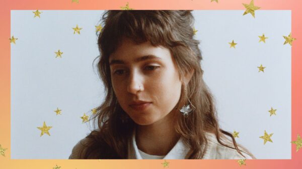 Clairo: conheça cantora que encantou com seu novo álbum "Charm"