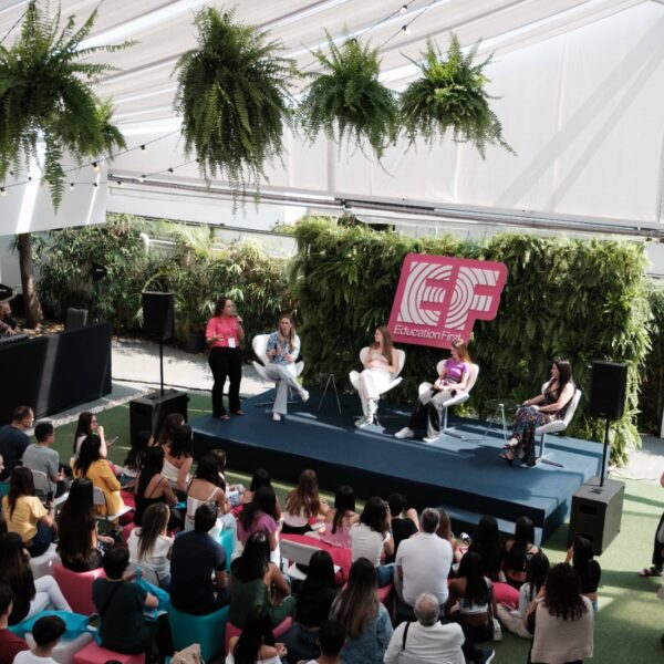 Cursos de idioma no exterior conquistam cada vez mais adolescentes e jovens adultos